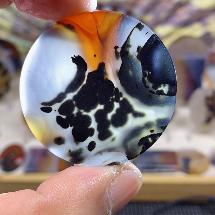 玛瑙/玉髓颈饰未镶嵌