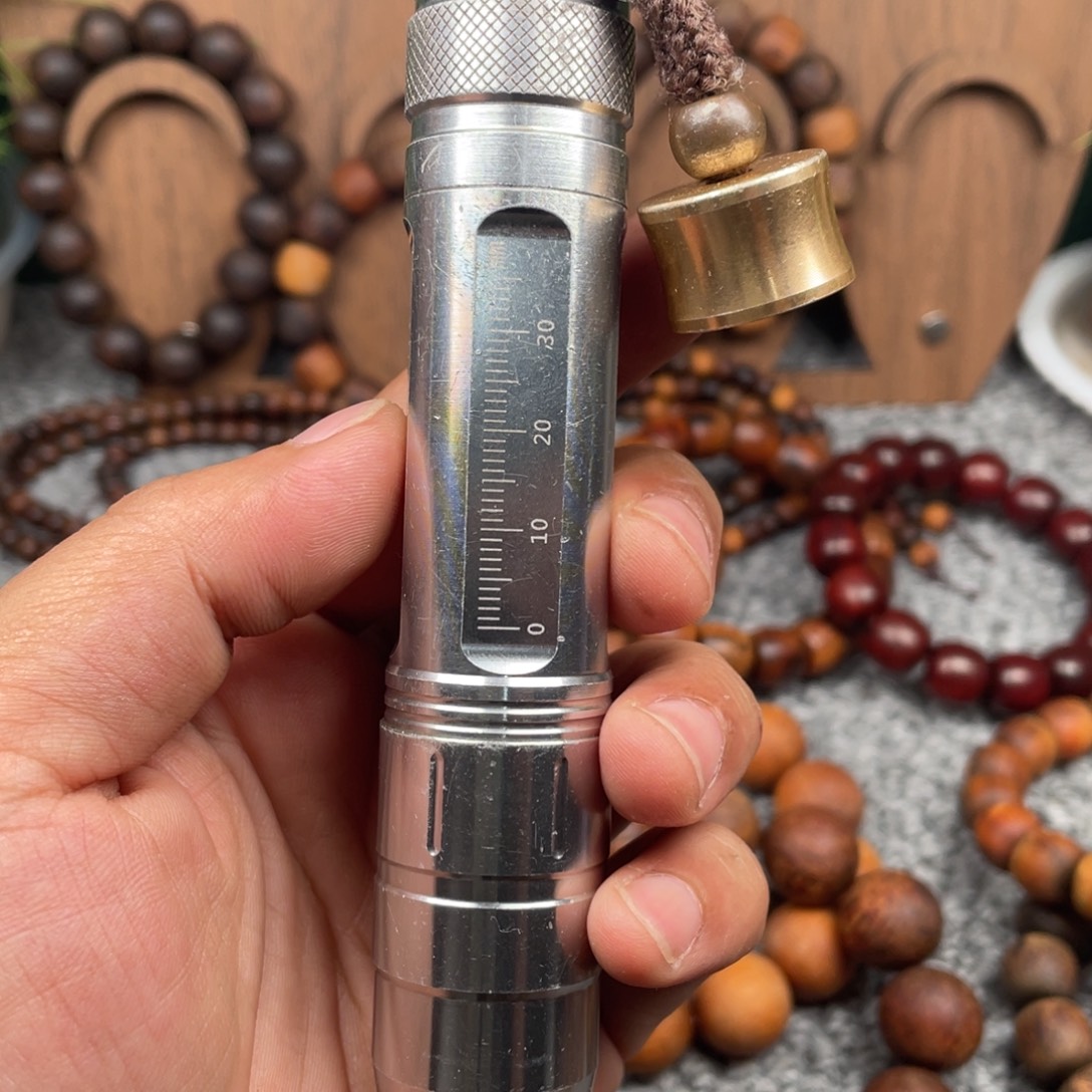贡木天然贡木手串