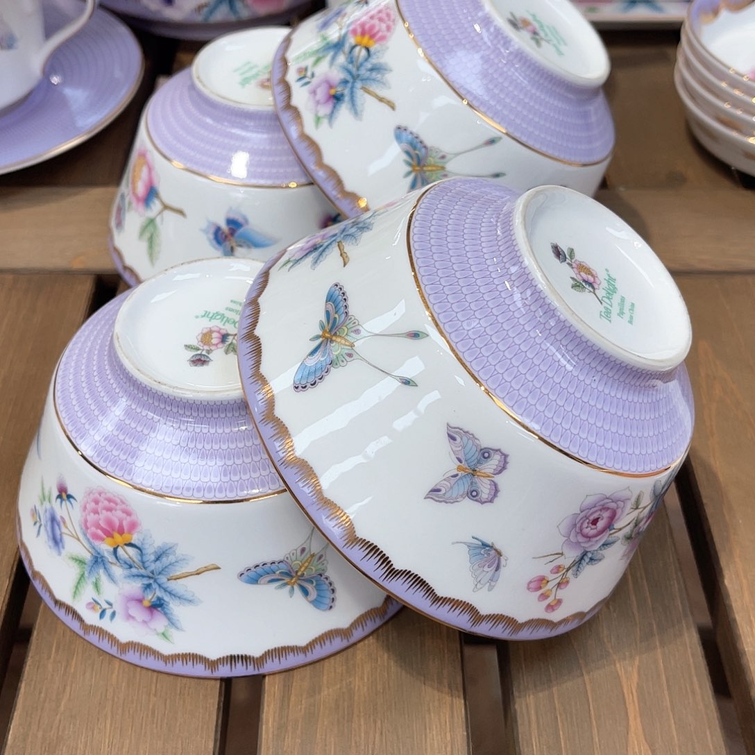 骨瓷饭碗4个///////：：