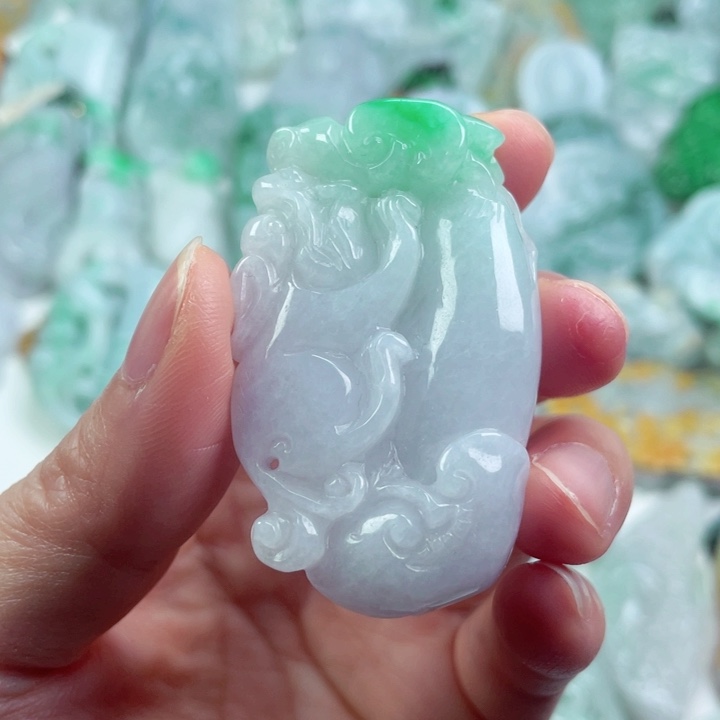 翡翠未镶嵌吊坠(不含链)