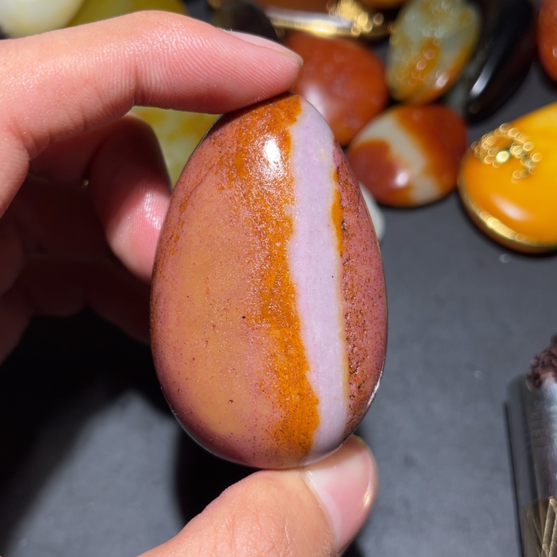 和田玉未镶嵌珠宝奇石