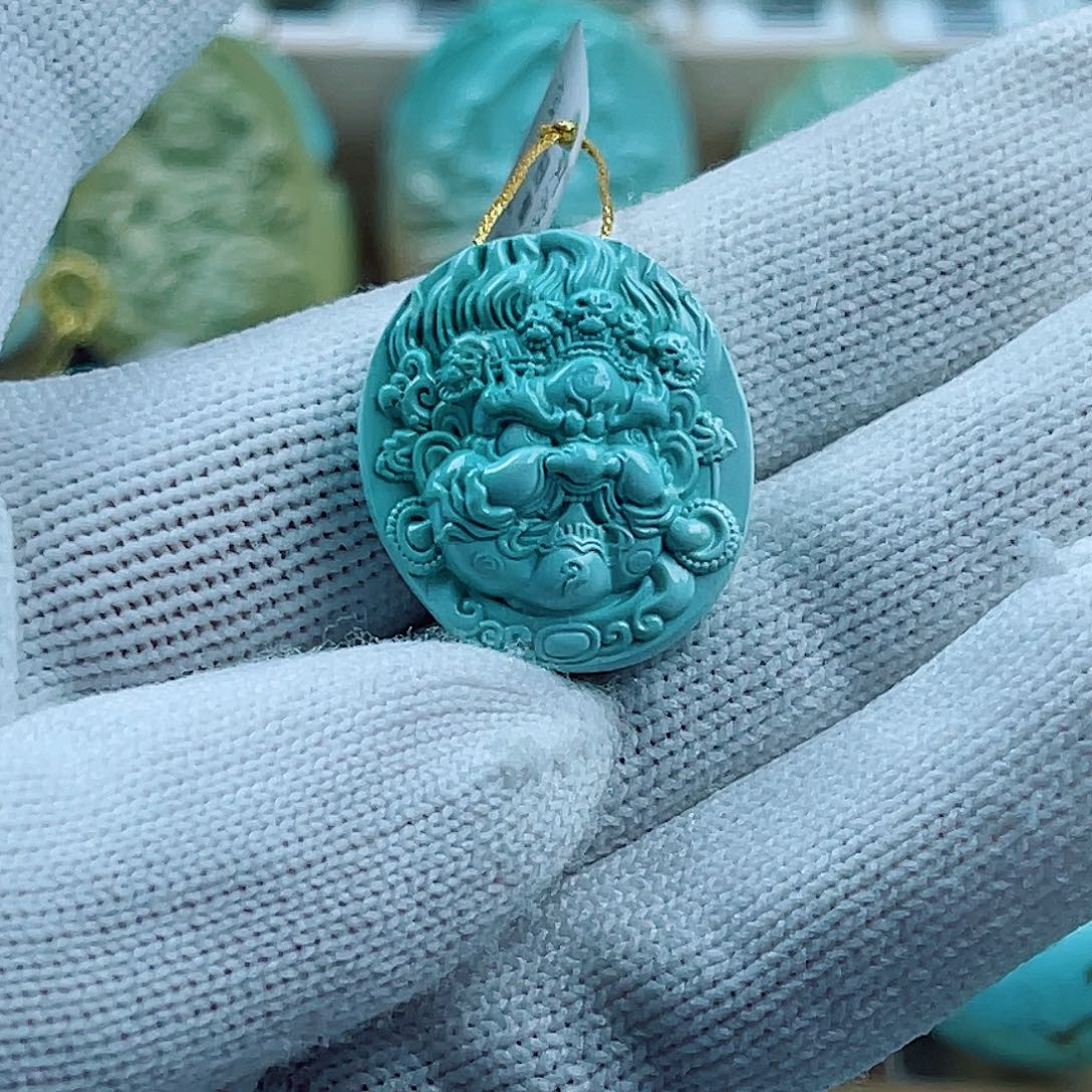 绿松石未镶嵌珠宝奇石