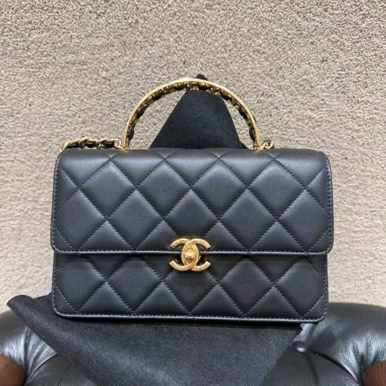 99新 Chanel/香奈儿 黑金24p手提单肩斜挎链条包芯片款