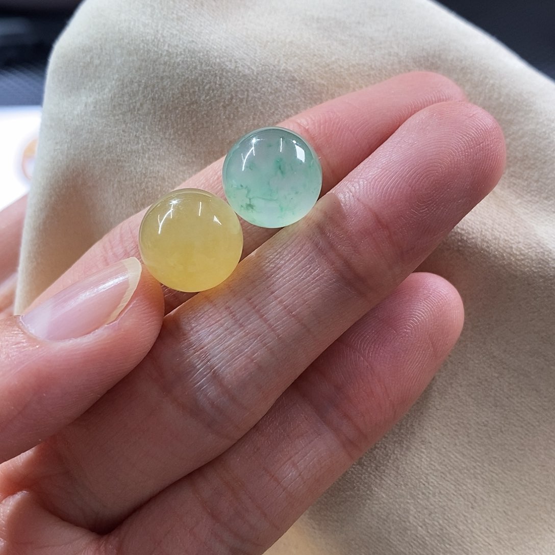 颈饰未镶嵌翡翠单颗价格，发其一