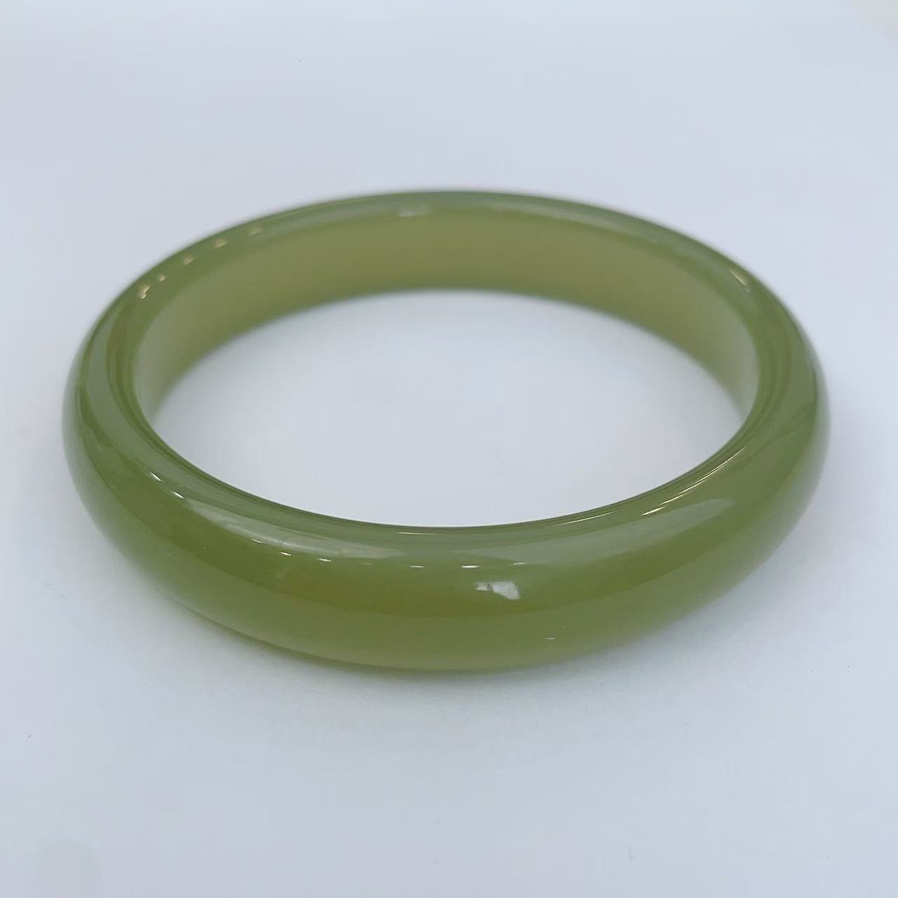 【冰湖水手镯】昆仑山脉1号坑 和田玉冰湖水手镯  条宽13mm油润冰透