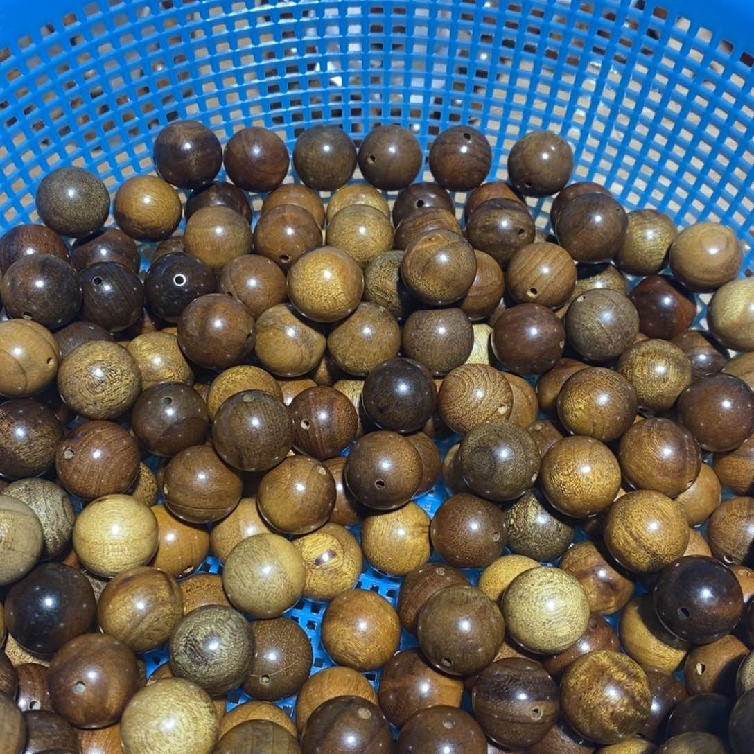 金丝楠五*星小叶1.5散珠微瑕半斤