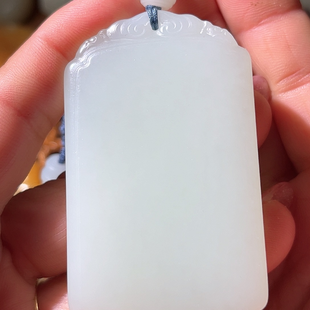 和田玉颈饰未镶嵌老***铁