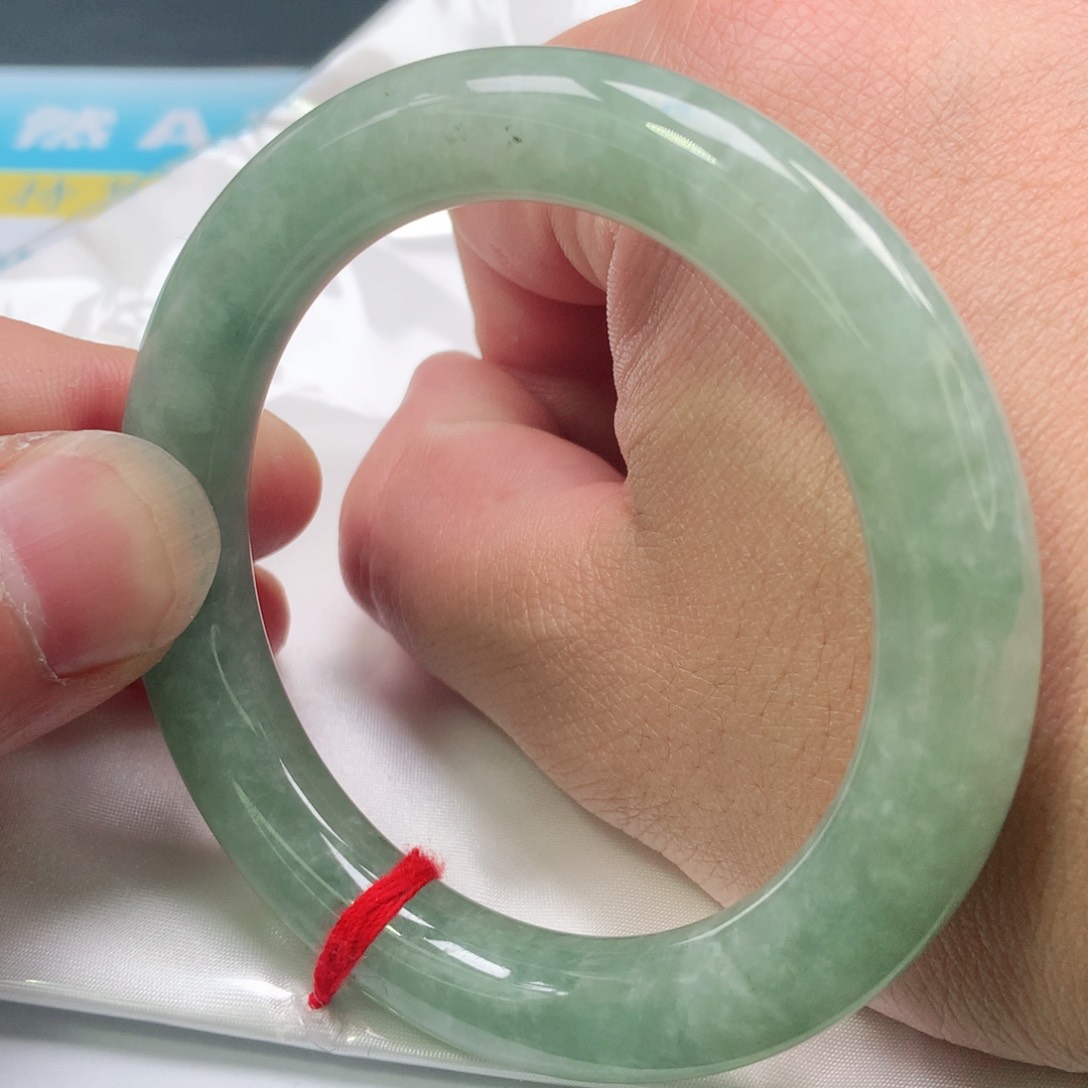 翡翠手镯未镶嵌0128号