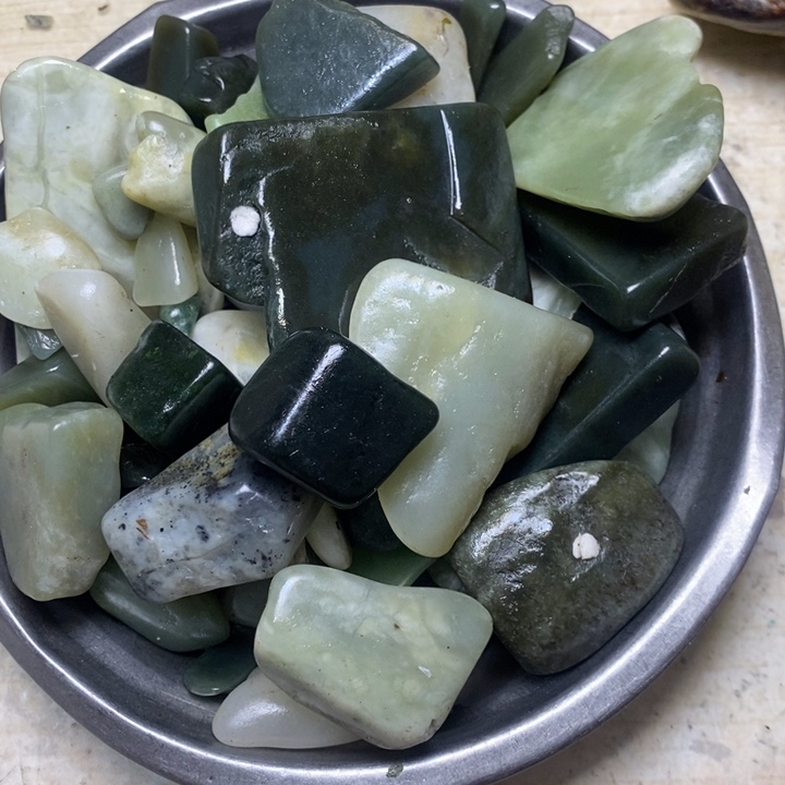 和田玉未镶嵌珠宝奇石128