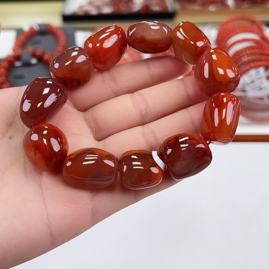 南红玛瑙瓦西随形单圈未镶嵌