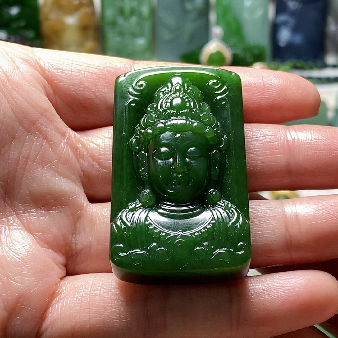 和田玉（碧玉）颈饰未镶嵌