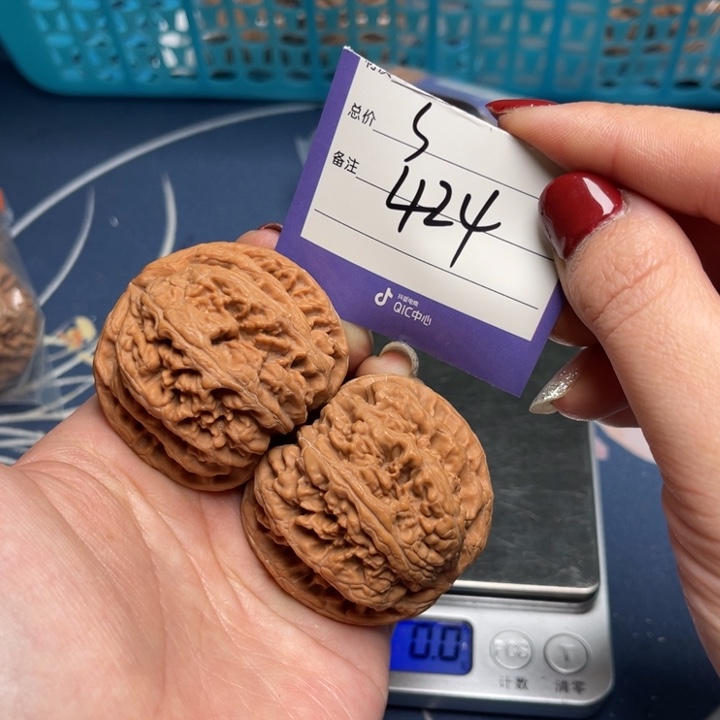 文玩核桃把件粗筋45