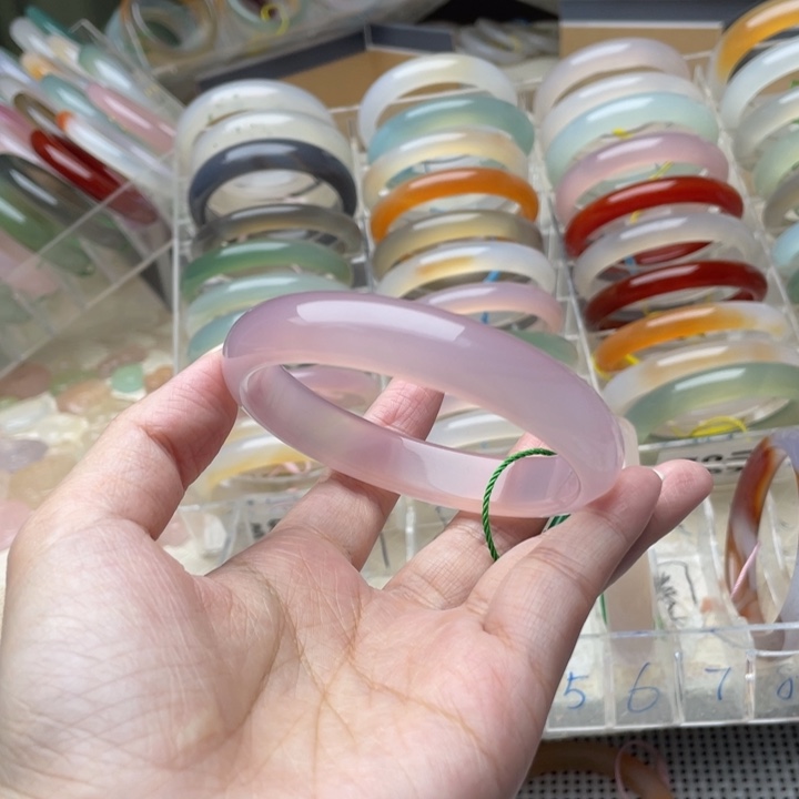 玛瑙/玉髓未镶嵌手镯62圈口