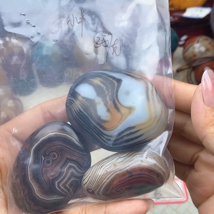 不***羊玛瑙/玉髓未镶嵌颈饰