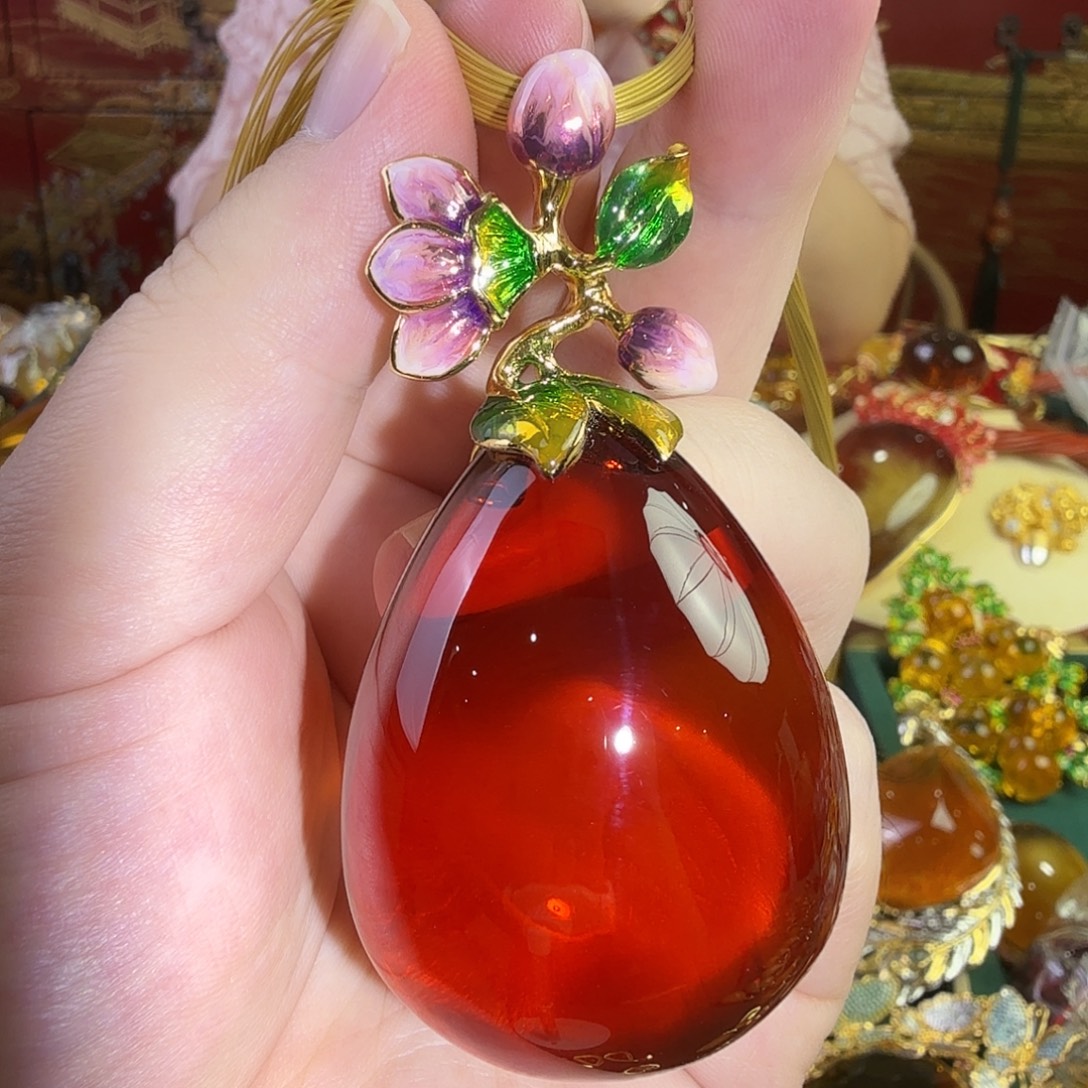 血珀银S925镀金镶嵌吊坠(赠链)