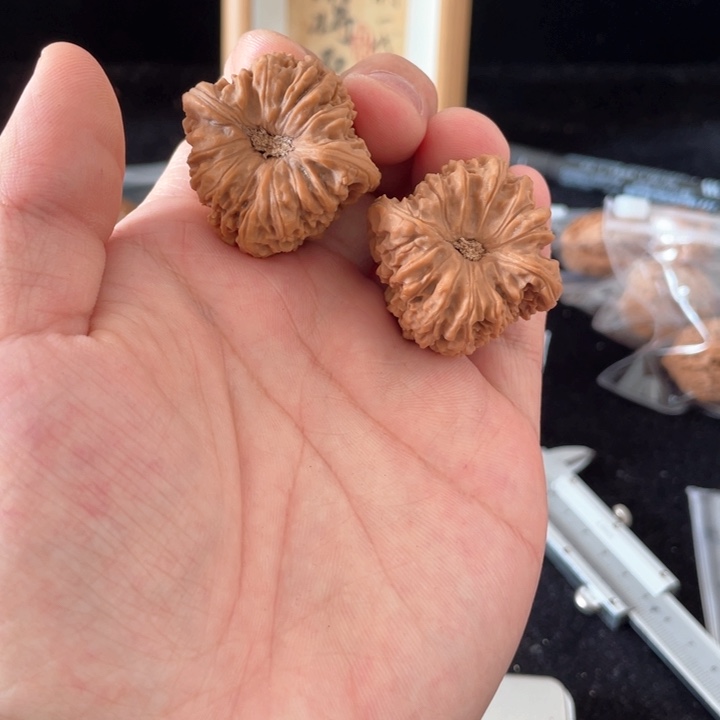 文玩核桃吊坠杜*南将