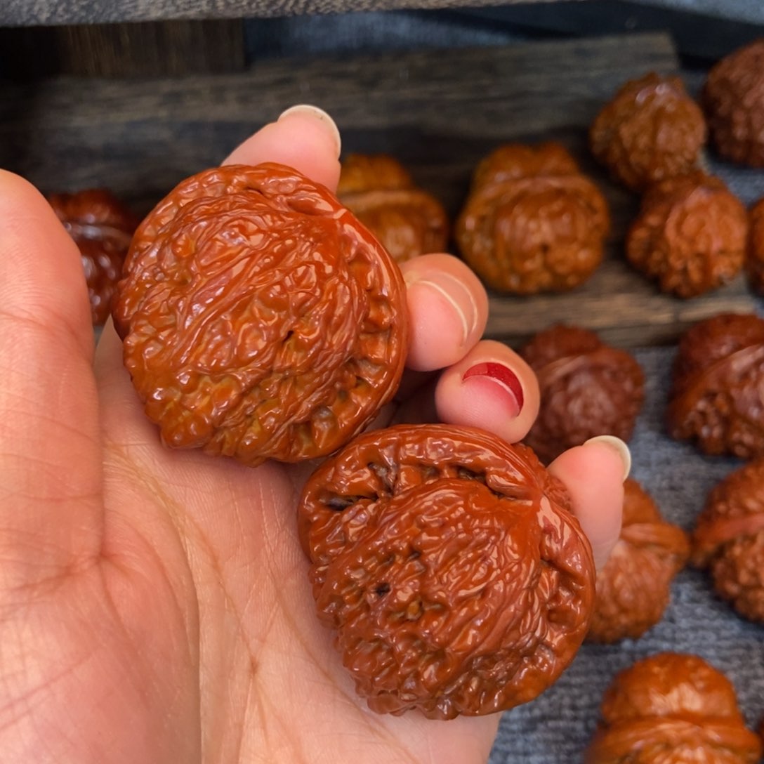 文玩核桃把件倒*寒白狮子2