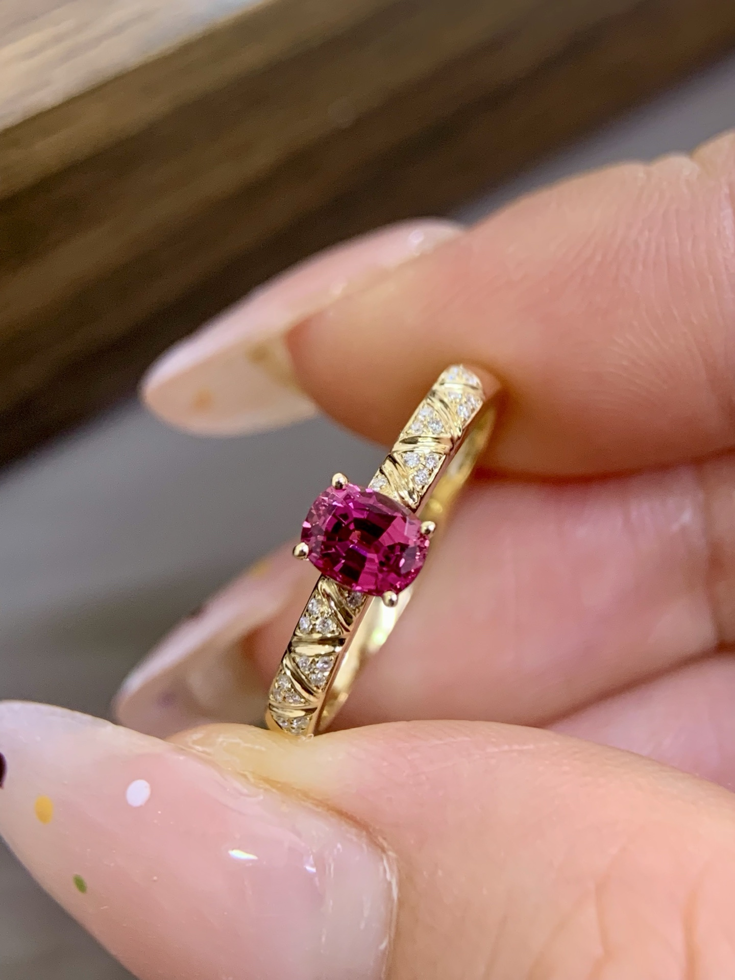 【YiYI】0.6ct粉蓝宝戒指/18K金南非钻石/附证#YE