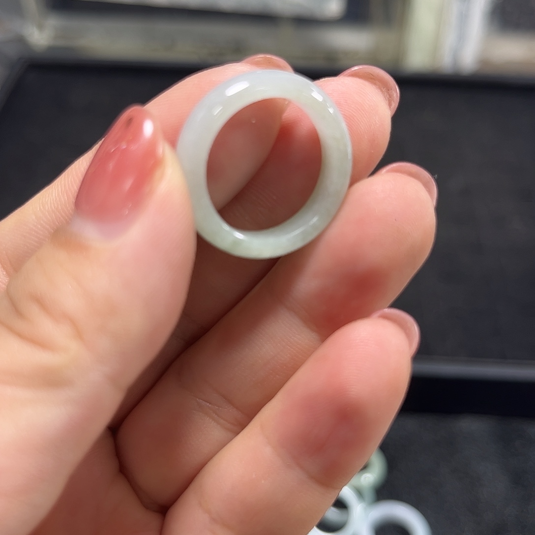 定制翡翠未镶嵌戒圈15