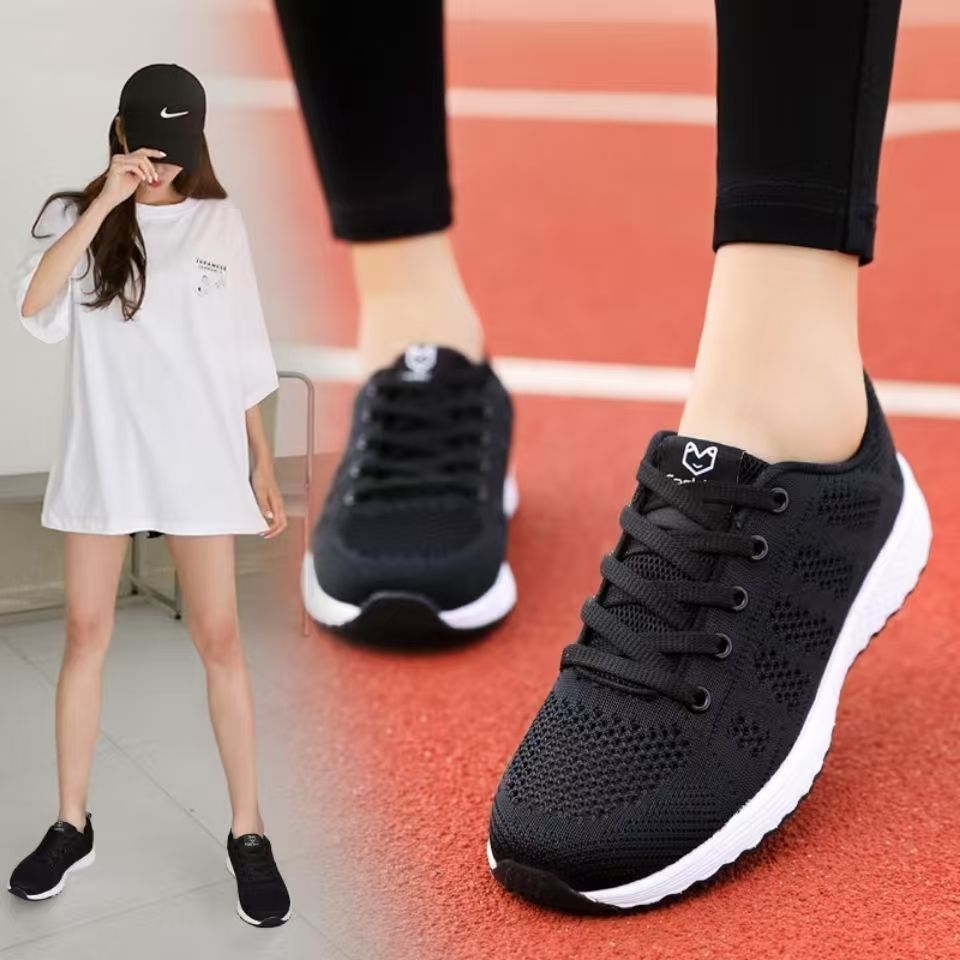 新款网面透气休闲运动鞋女学生黑色轻便百搭旅游跑步鞋子女备