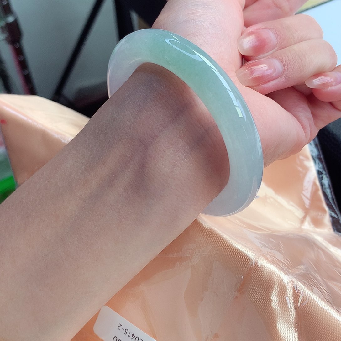 翡翠手镯未镶嵌天然A货翡翠54/55