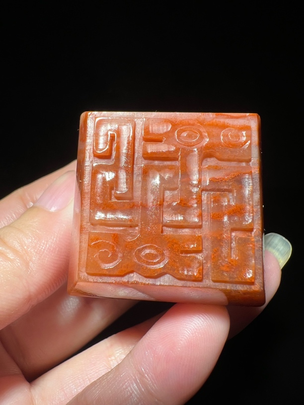 手工雕刻博古墩章