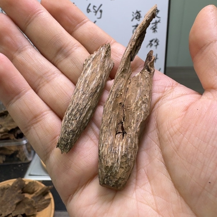 辣***f海南吊口4克。       