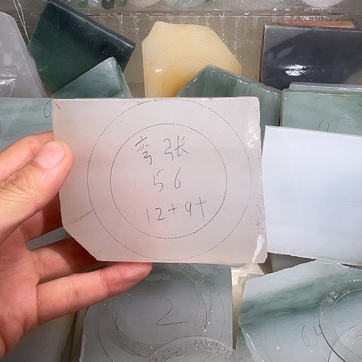 定制石英质玉（天山翠）天山翠定制不退不换