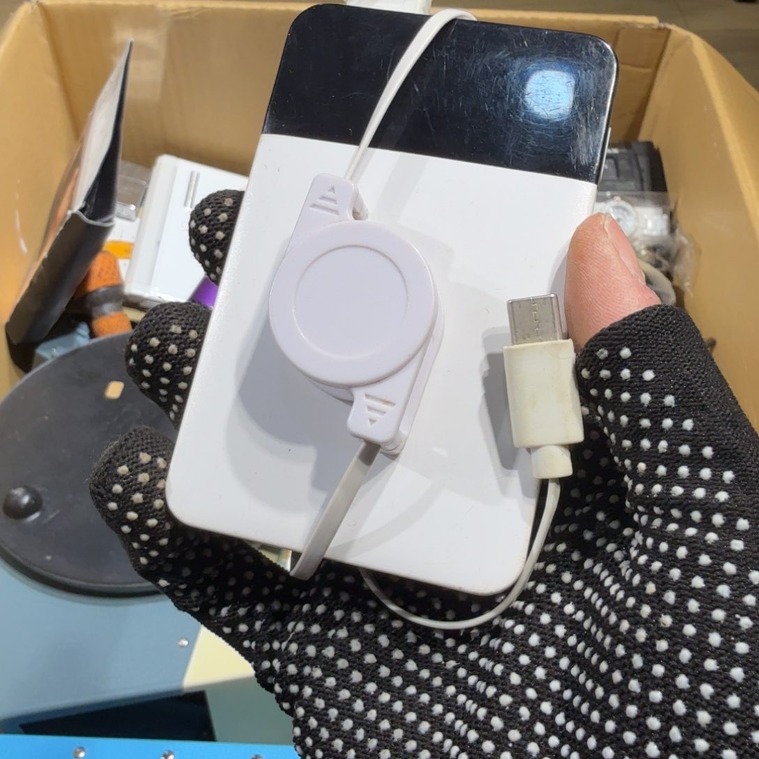 用****08新中古物品，谨慎下单，不保好坏627