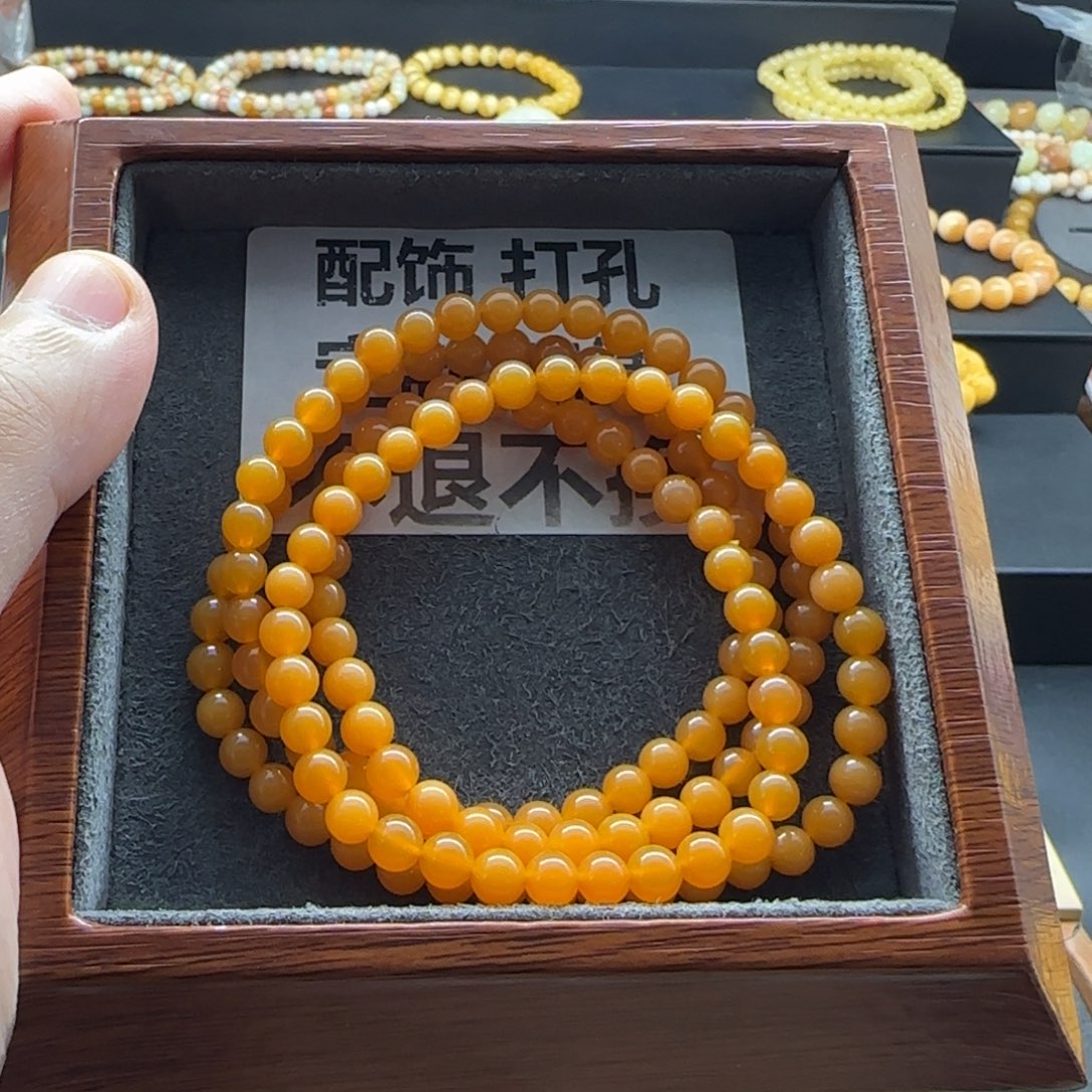 石英质玉（缅黄）手串未镶嵌