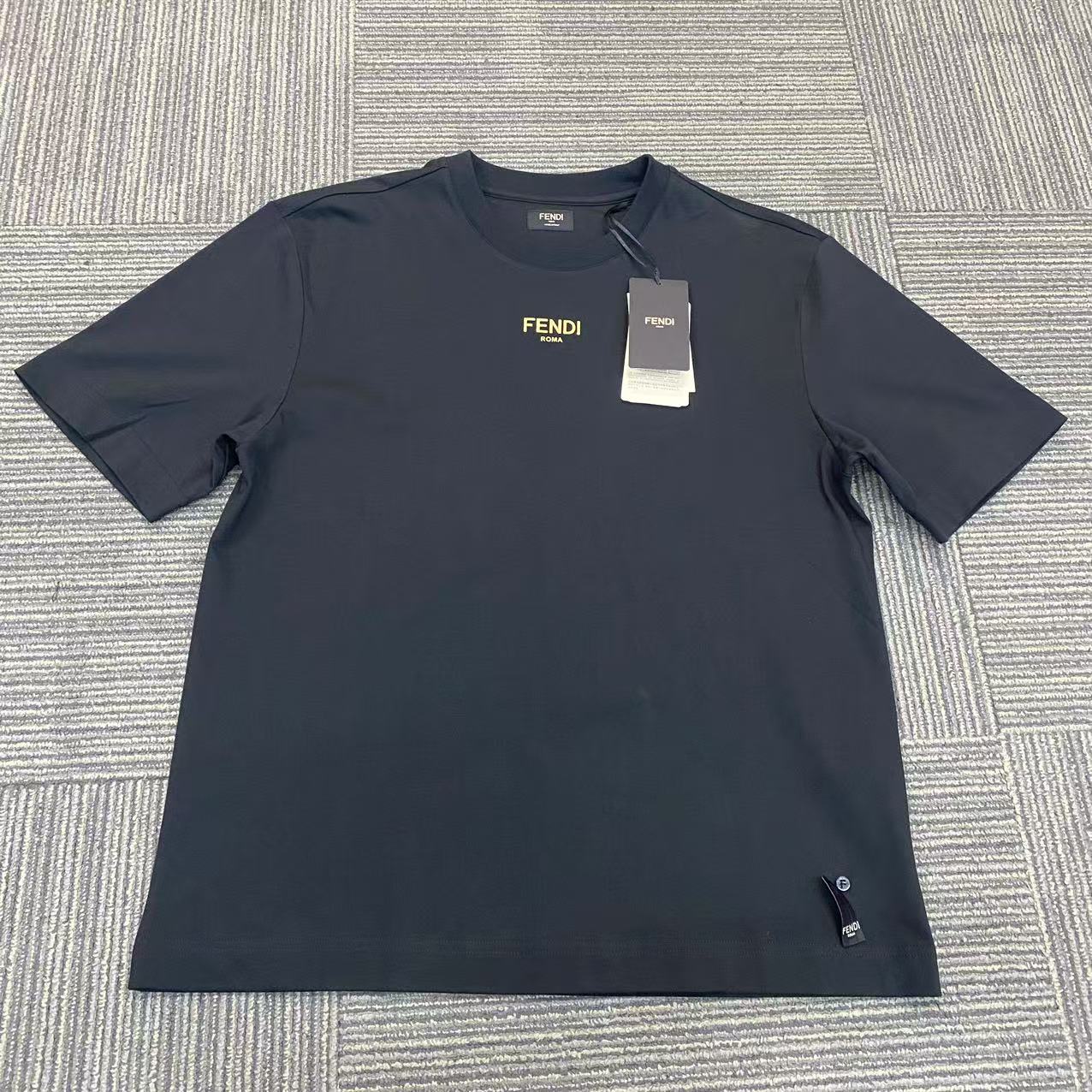 未使用 FENDI/芬迪 全新FENDI芬迪金标短袖