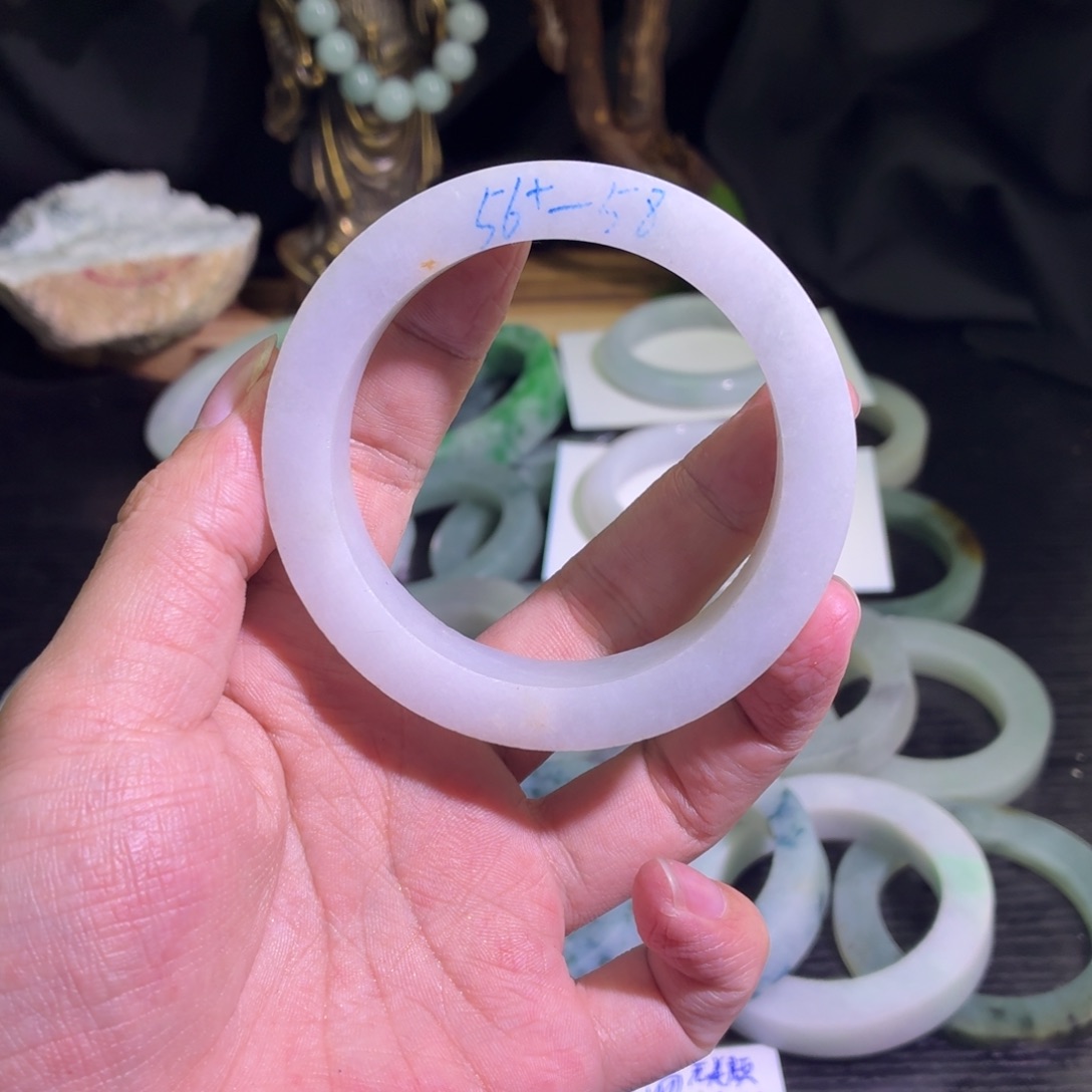 定制翡翠未镶嵌天然翡翠A货毛胚手镯定制