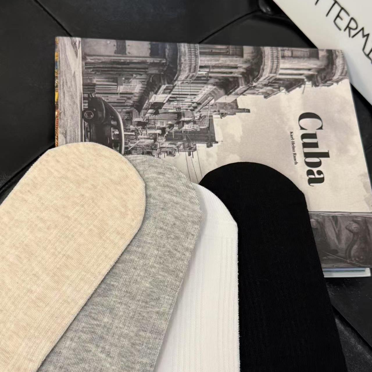 大婉酱微胖定制竖条纹袜子中筒袜女薄款休闲百搭堆堆袜4双2156D