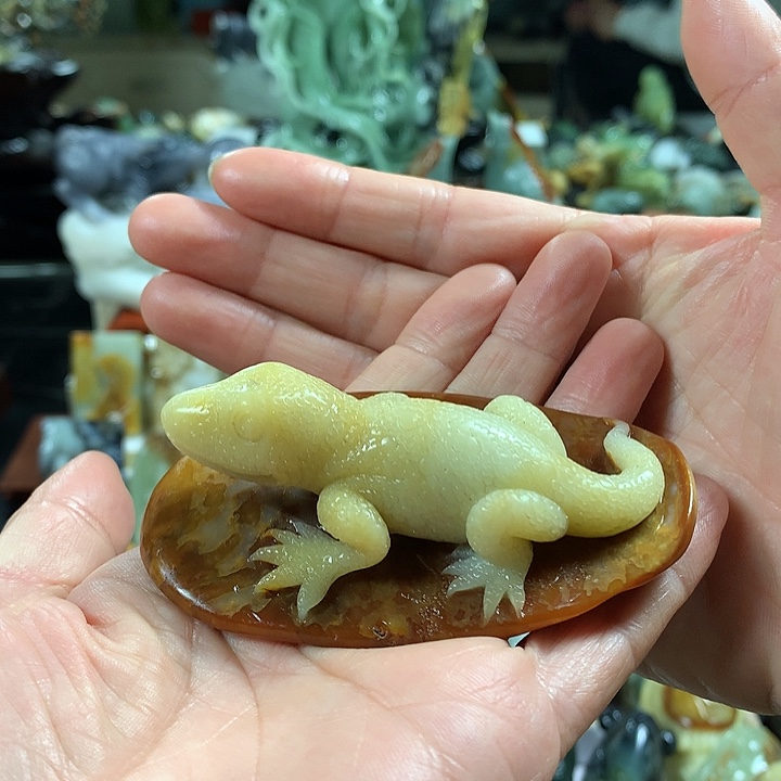 岫玉手把件未镶嵌水*北