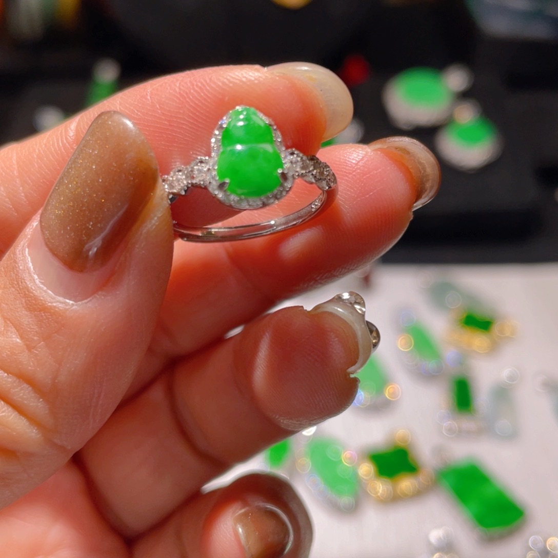 翡翠戒指银S925镶嵌精品