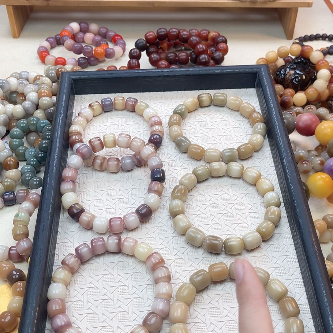 手串白玉菩提年糕731