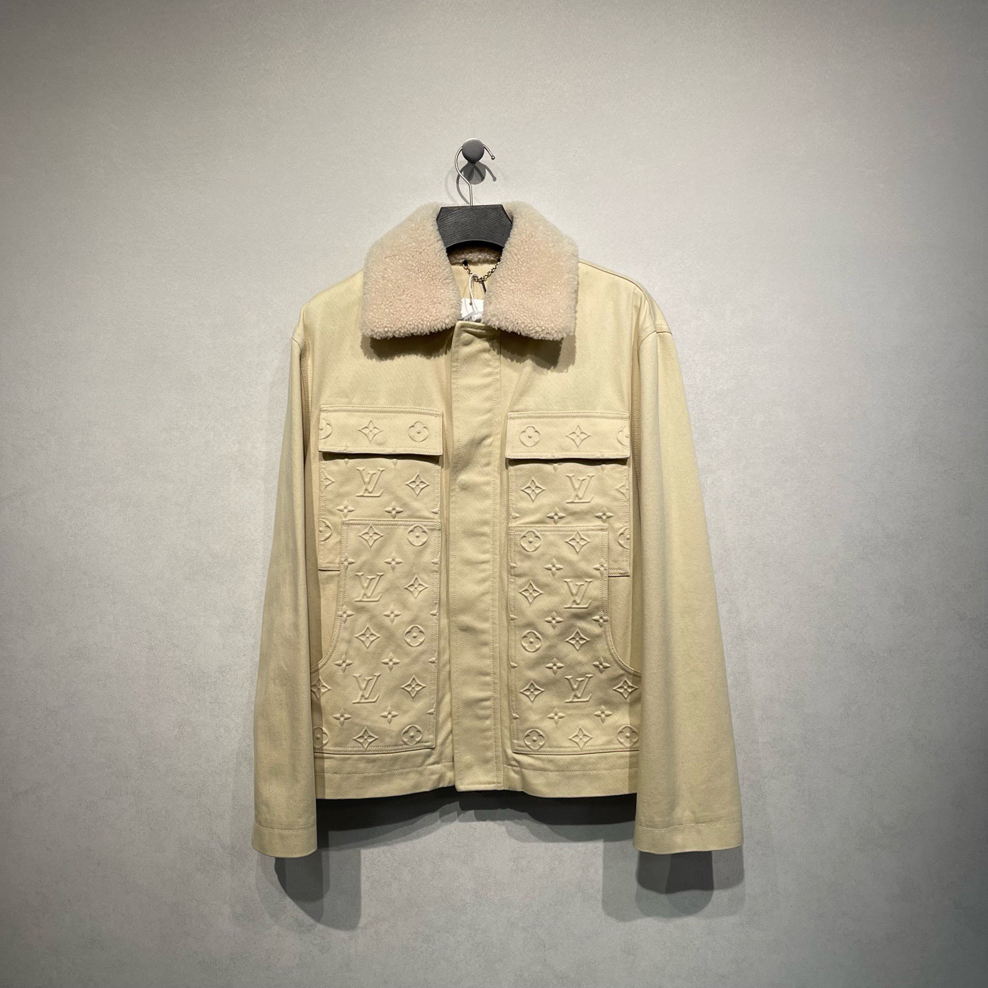 未使用 LouisVuitton/路易威登 纯色可拆卸毛领大口袋夹克/50码