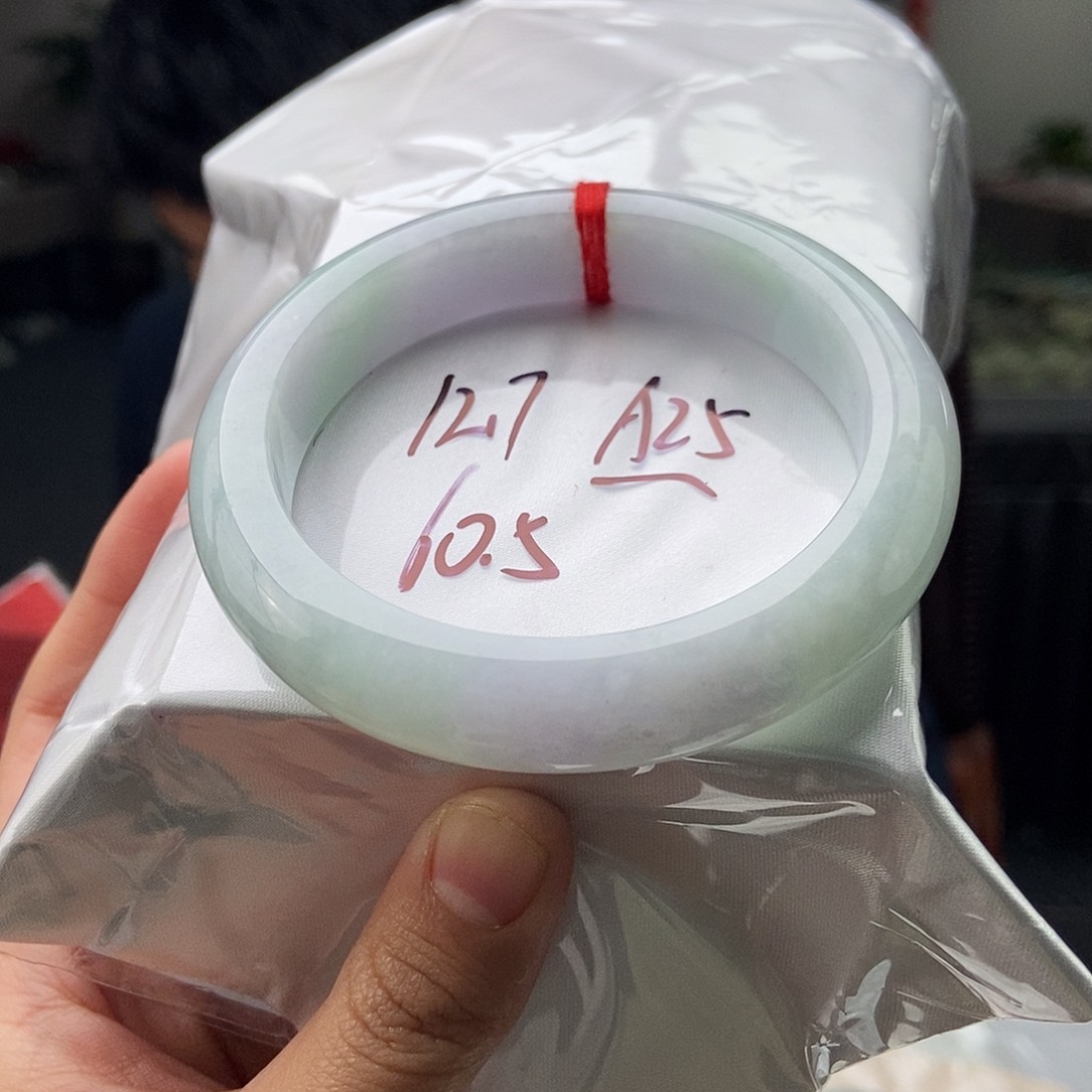 翡翠手镯未镶嵌拍一发一