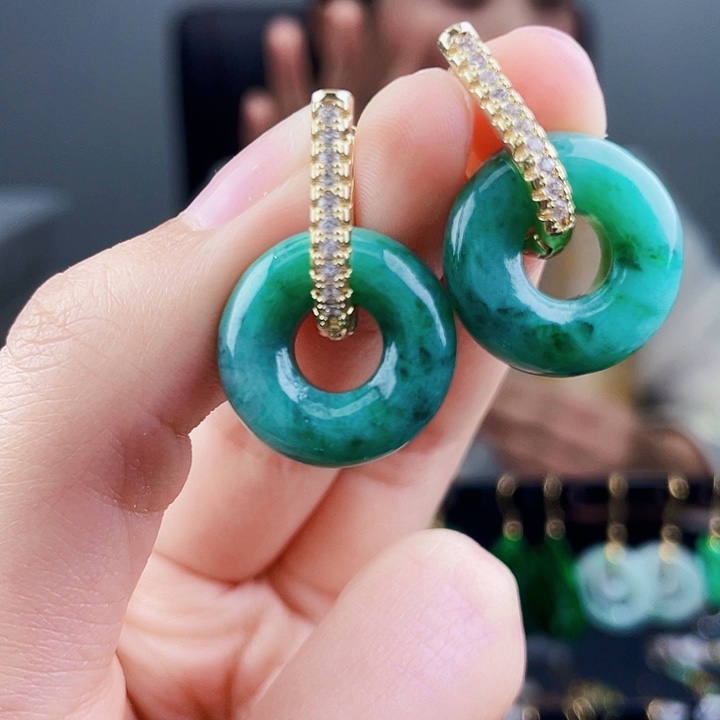 翡翠耳饰未镶嵌饰品