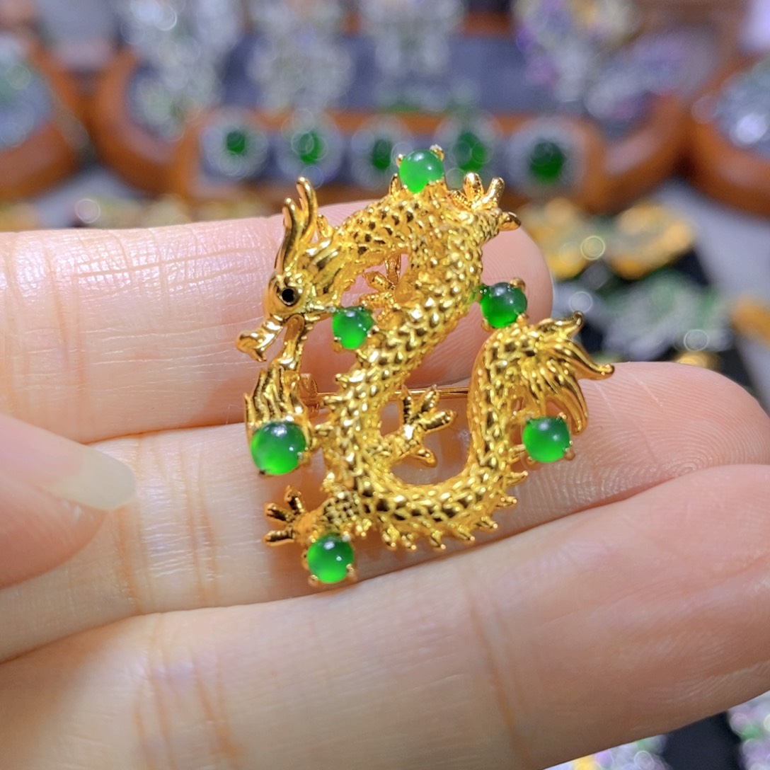 翡翠颈饰银S925镶嵌天然翡翠