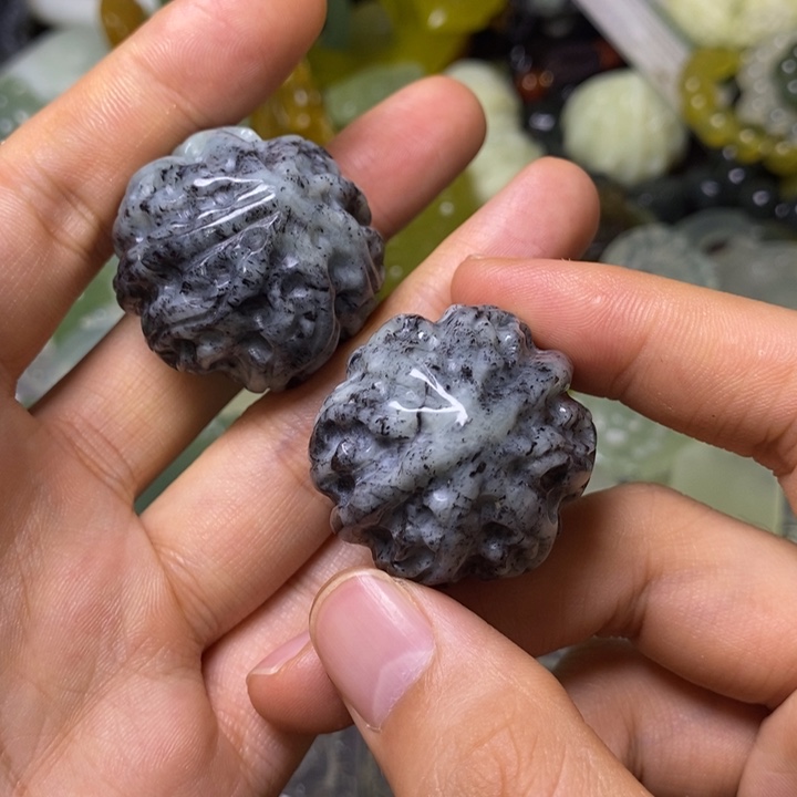 岫玉未镶嵌岫玉挂件