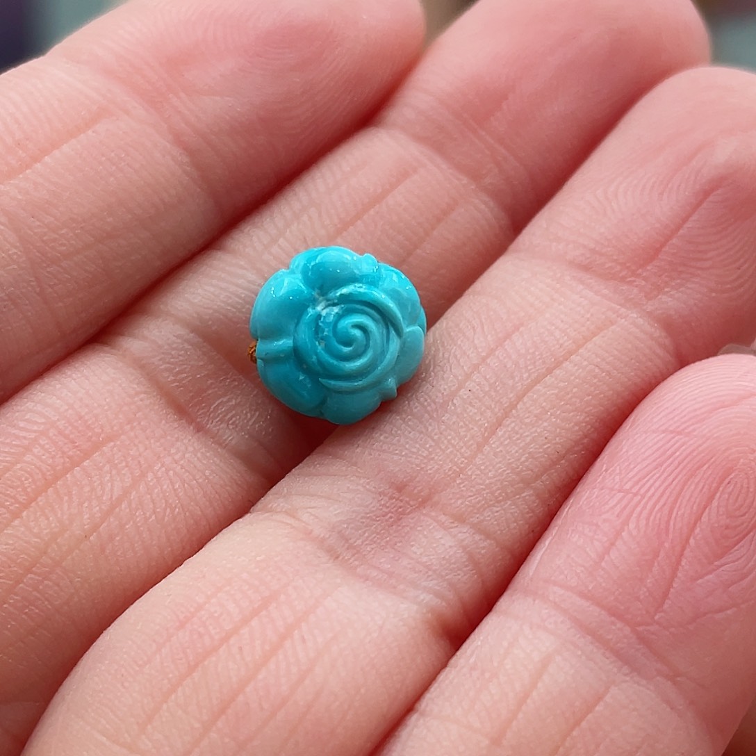 绿松石颈饰未镶嵌