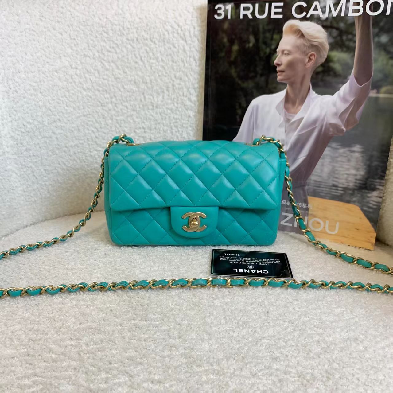 99新 Chanel/香奈儿 壹臻/湖蓝色羊皮大mini 27开 45221628