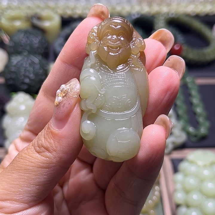 未镶嵌和田玉挂件