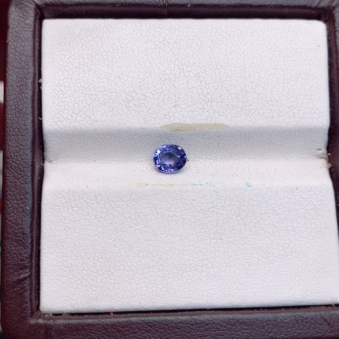 尖晶石裸石未镶嵌尖晶石93分