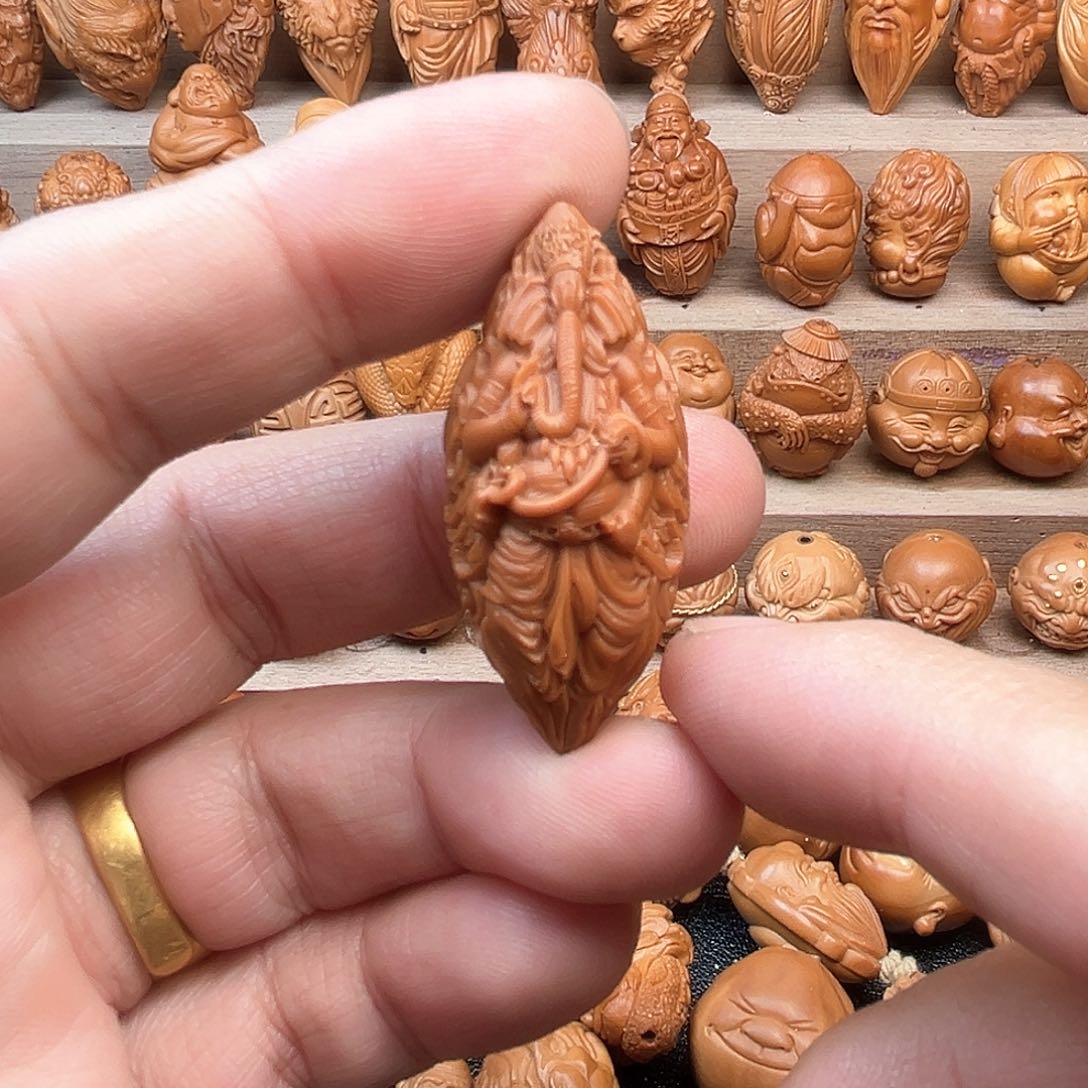 橄榄核吊坠19象神的