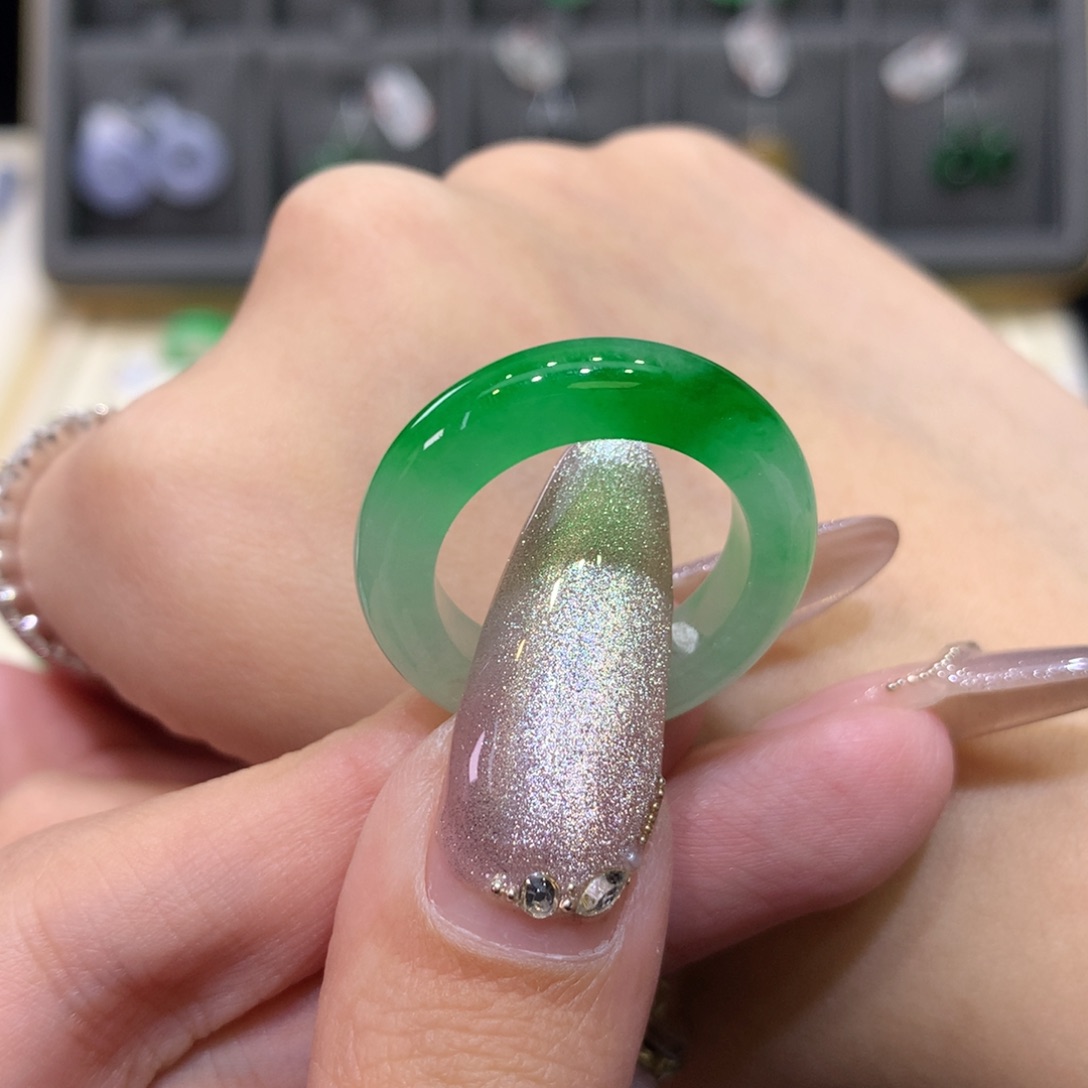 翡翠戒指未镶嵌16-17阳绿