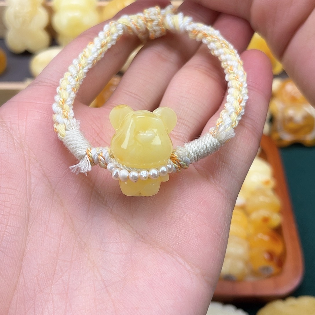 琥珀裸石未镶嵌蜜蜡