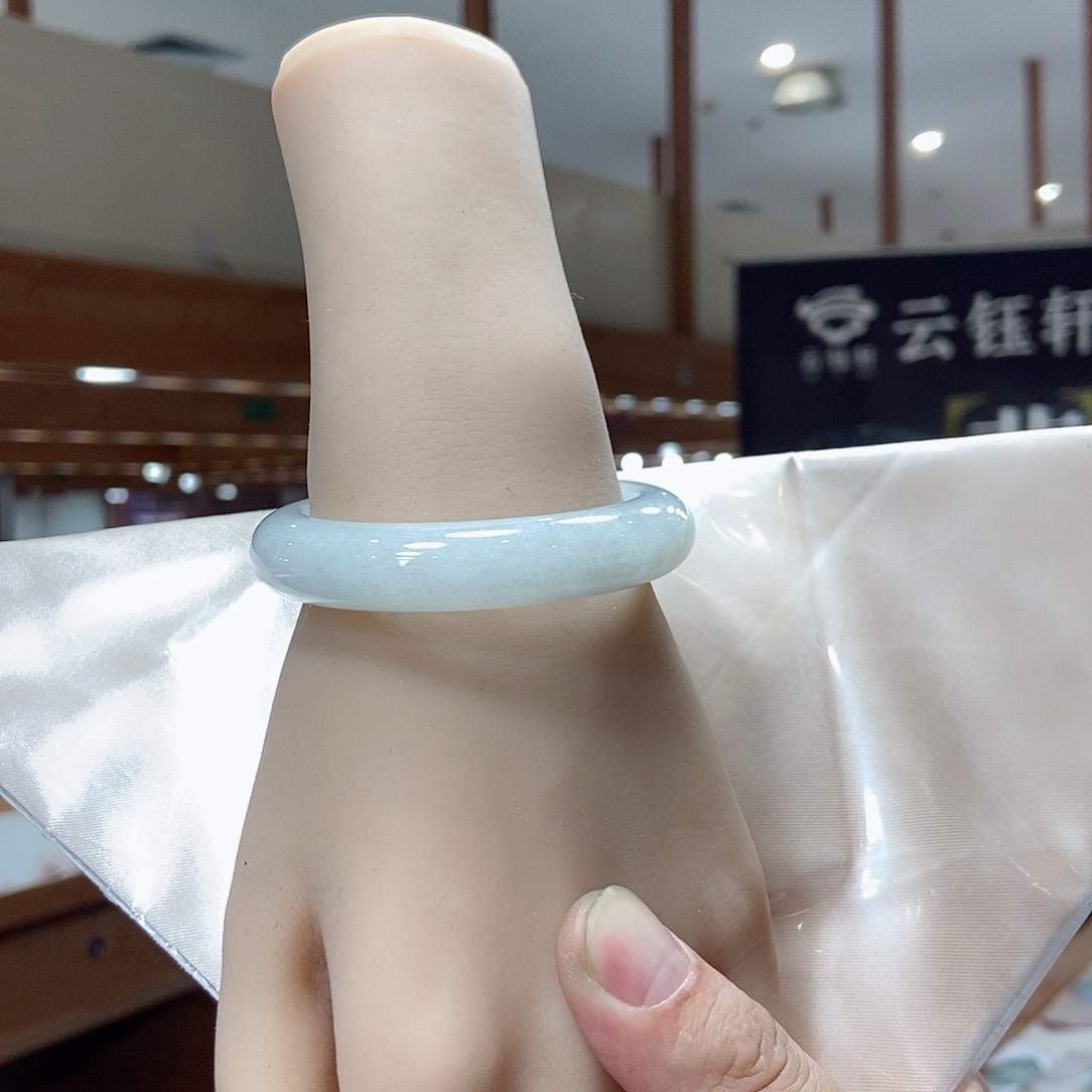 【闪购商品】翡翠未镶嵌手镯买断
