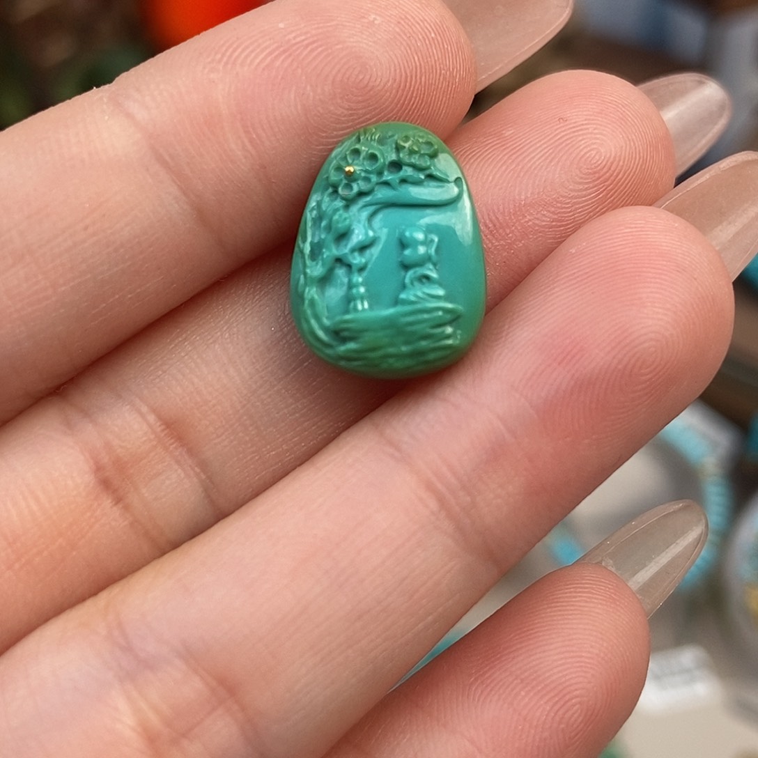 绿松石雕刻未镶嵌